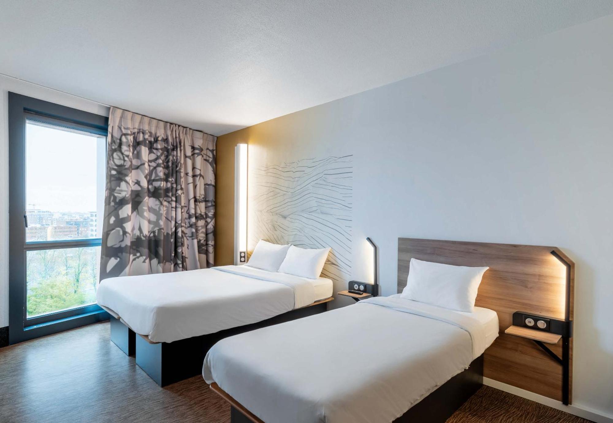 B&B Hotel Lille Grand Stade Villeneuve-d'Ascq Exterior foto