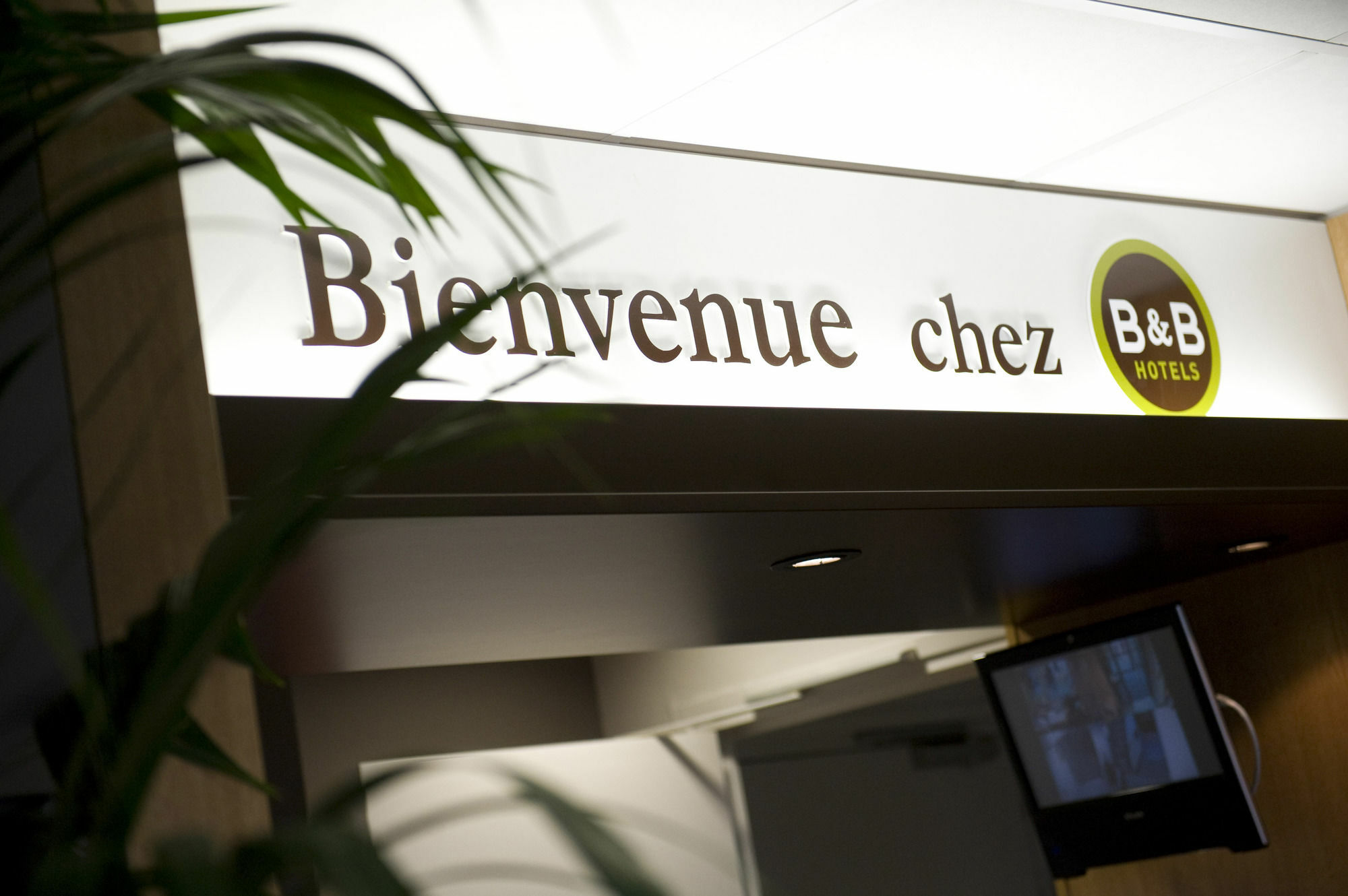 B&B Hotel Lille Grand Stade Villeneuve-d'Ascq Exterior foto